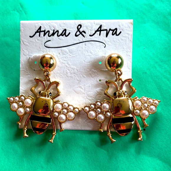 Anna And Ava Jewelry